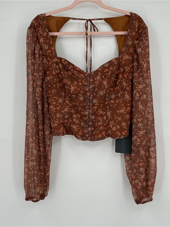 Lulus Tops - Lulu's Sweet and Cute Brown Floral Crop Top with Mesh Sleeves